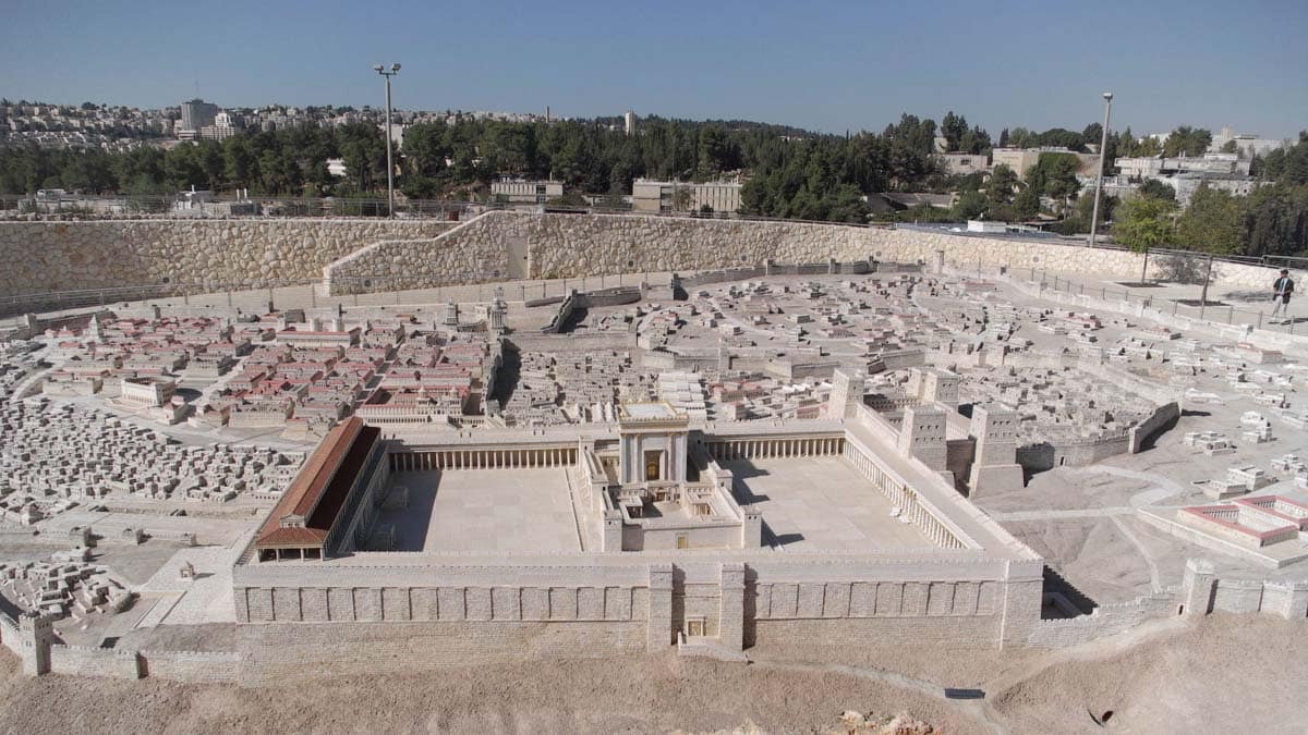 worship Herod's temple